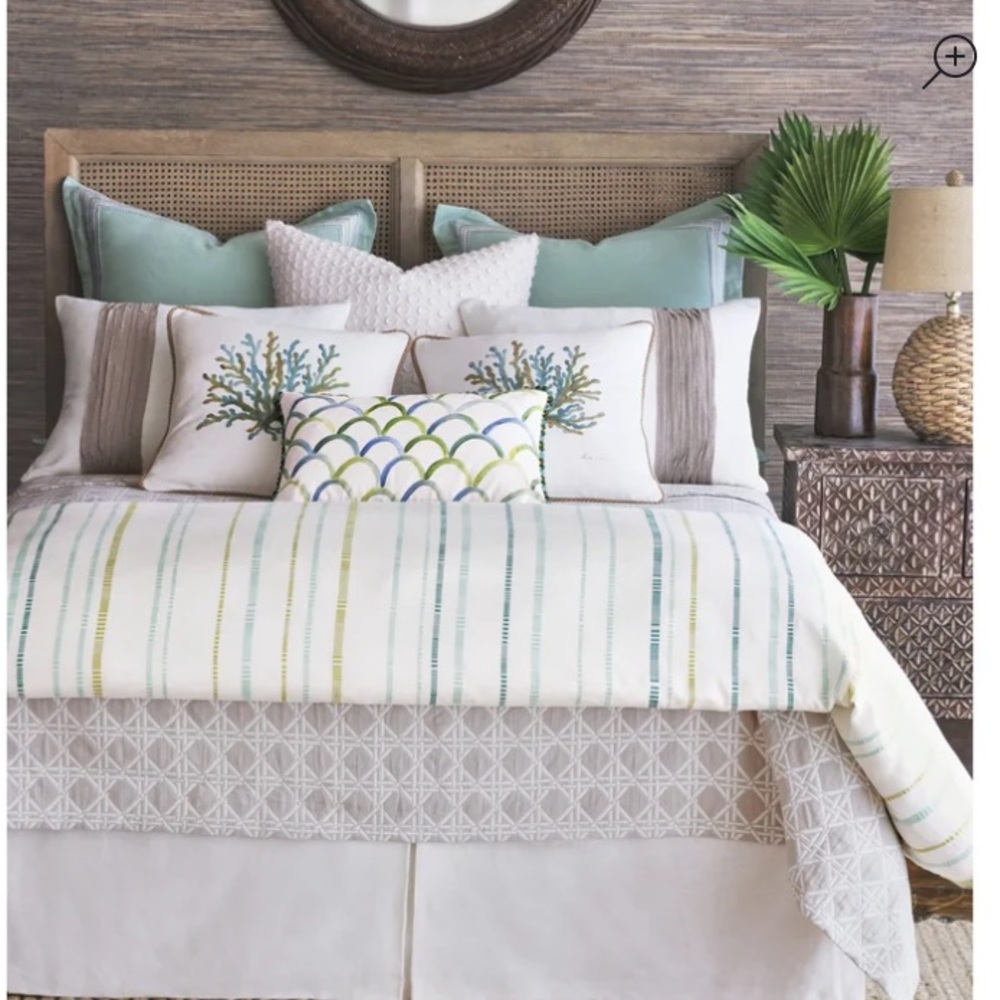Like new BARCLAY BUTERA LIFESTYLE luxury 100% cotton duvet cover